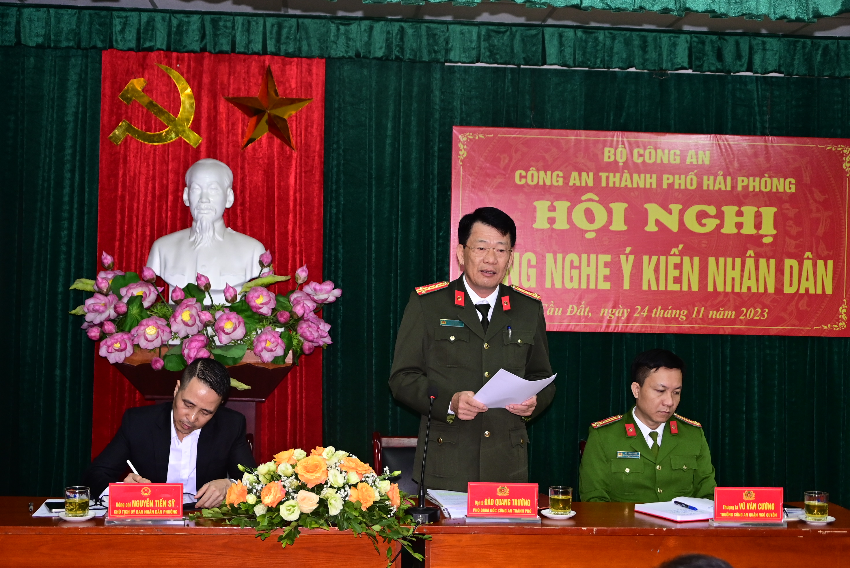 Lắng nghe ý kiến Nhân dân về lực lượng Công an cơ sở tại phường Cầu Đất (quận Ngô Quyền)